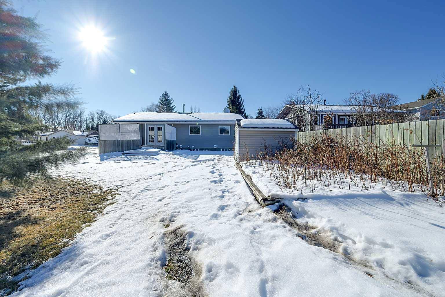 Lacombe, AB T4L 1T4,71 Pickwick Lane S