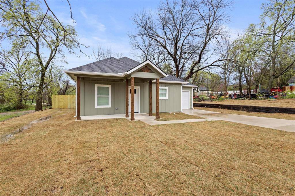 Bonham, TX 75418,314 Braz Street