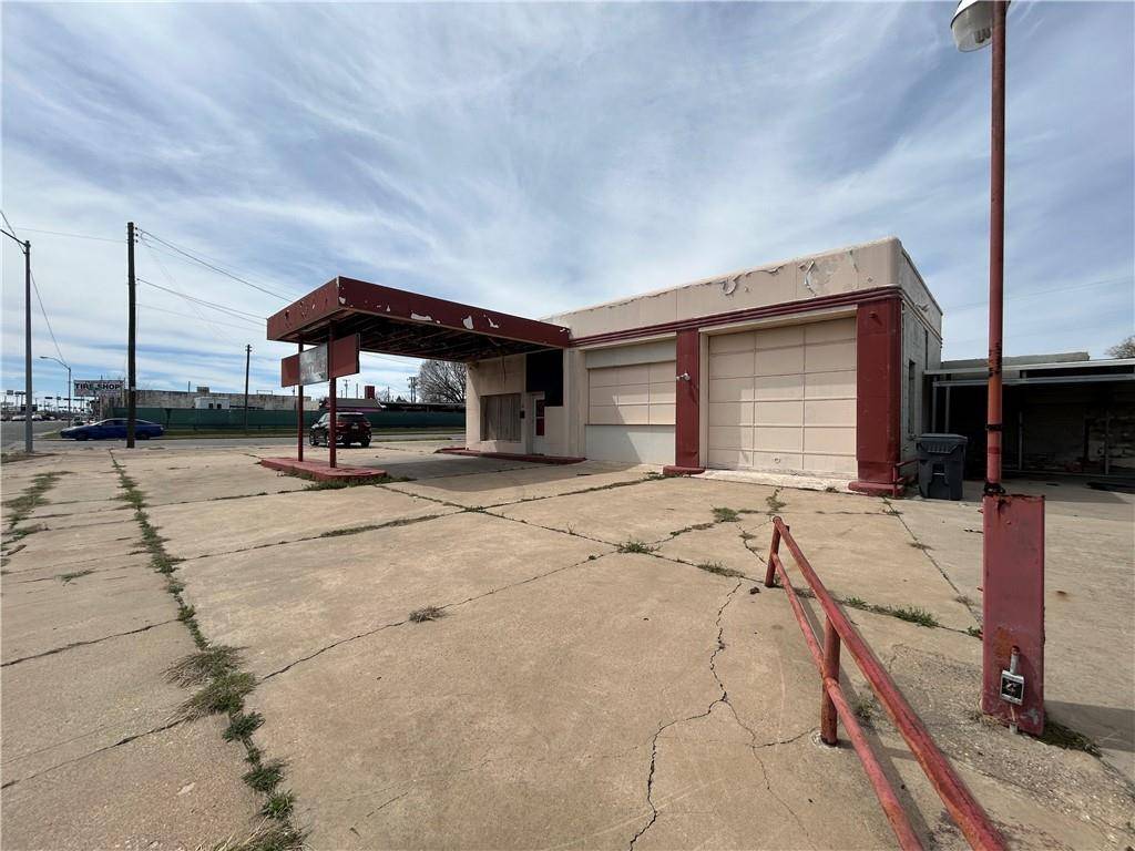 Waco, TX 76701,1525 Franklin Avenue
