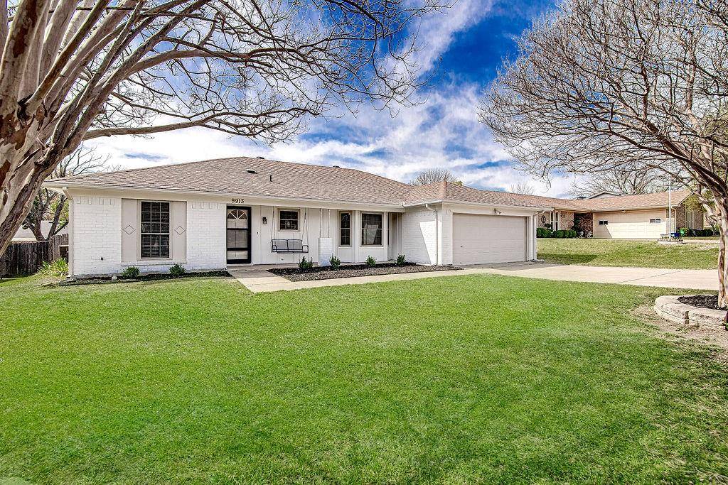 Benbrook, TX 76126,9913 Dickens Drive