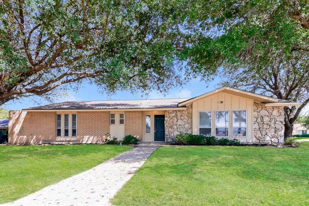 Hurst, TX 76054,1700 Brown Trail