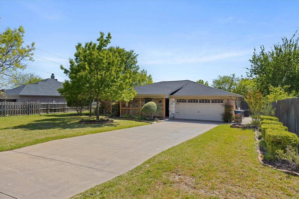 Granbury, TX 76049,210 Vista Drive
