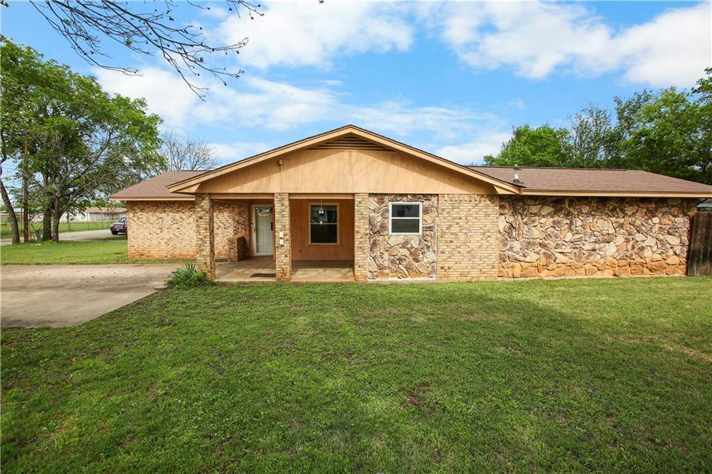 Mcgregor, TX 76657,918 W 5th Street