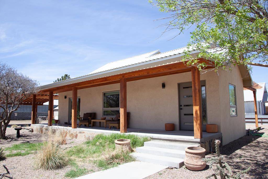 Marfa, TX 79843,801 N Gonzales St