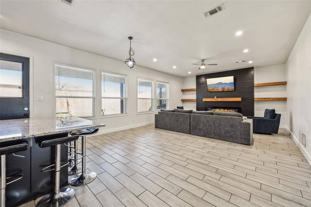 Roanoke, TX 76262,135 Birch Lane