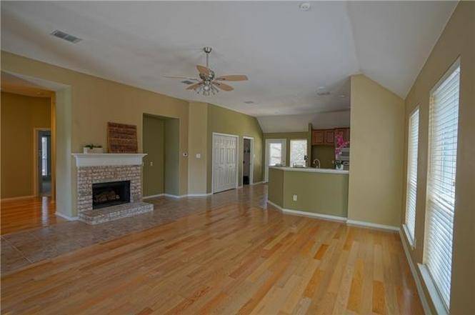 Plano, TX 75025,8212 Mura Drive