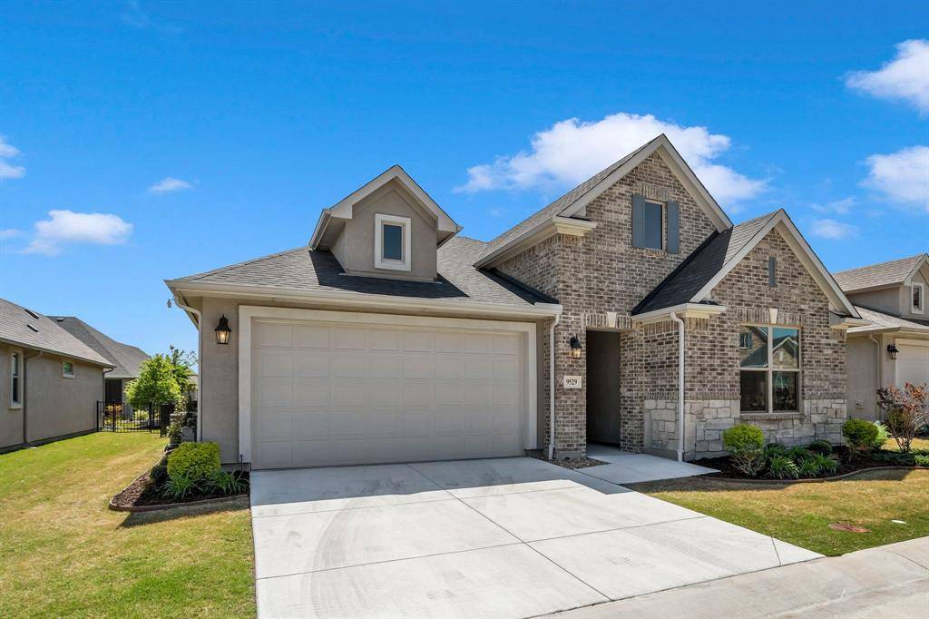 Denton, TX 76207,9529 Windwood Lane