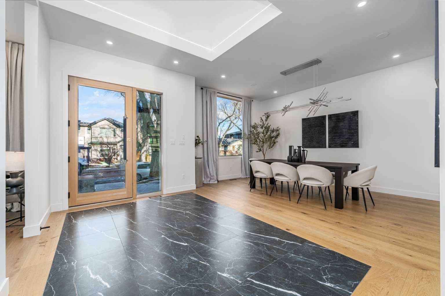 Calgary, AB T2M 2K9,517 28 AVE NW