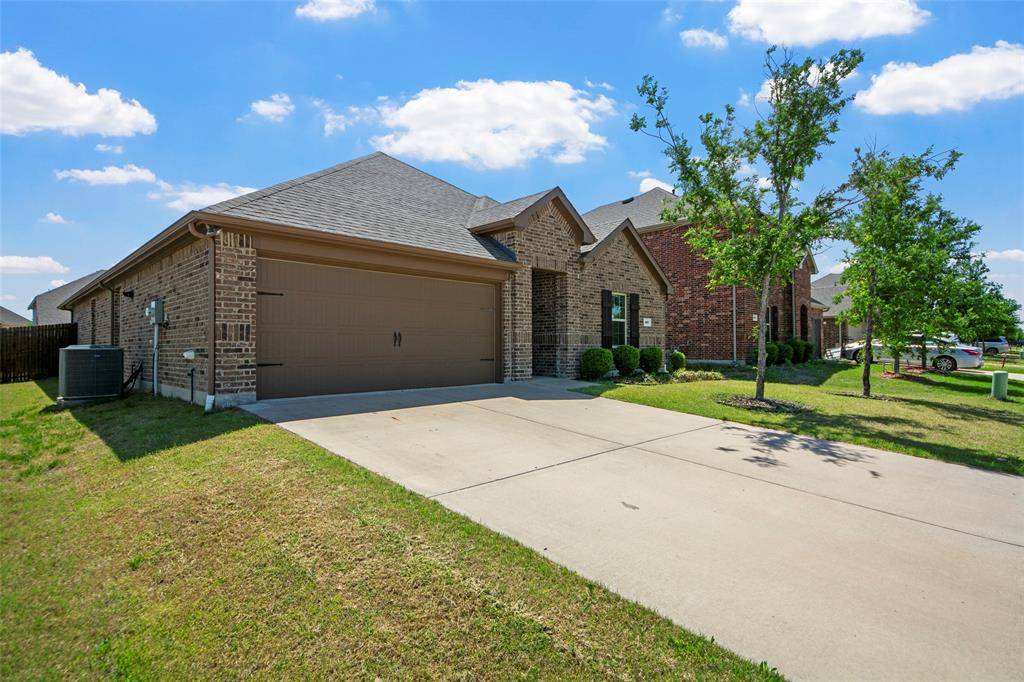 Princeton, TX 75407,507 Saddle Club Way