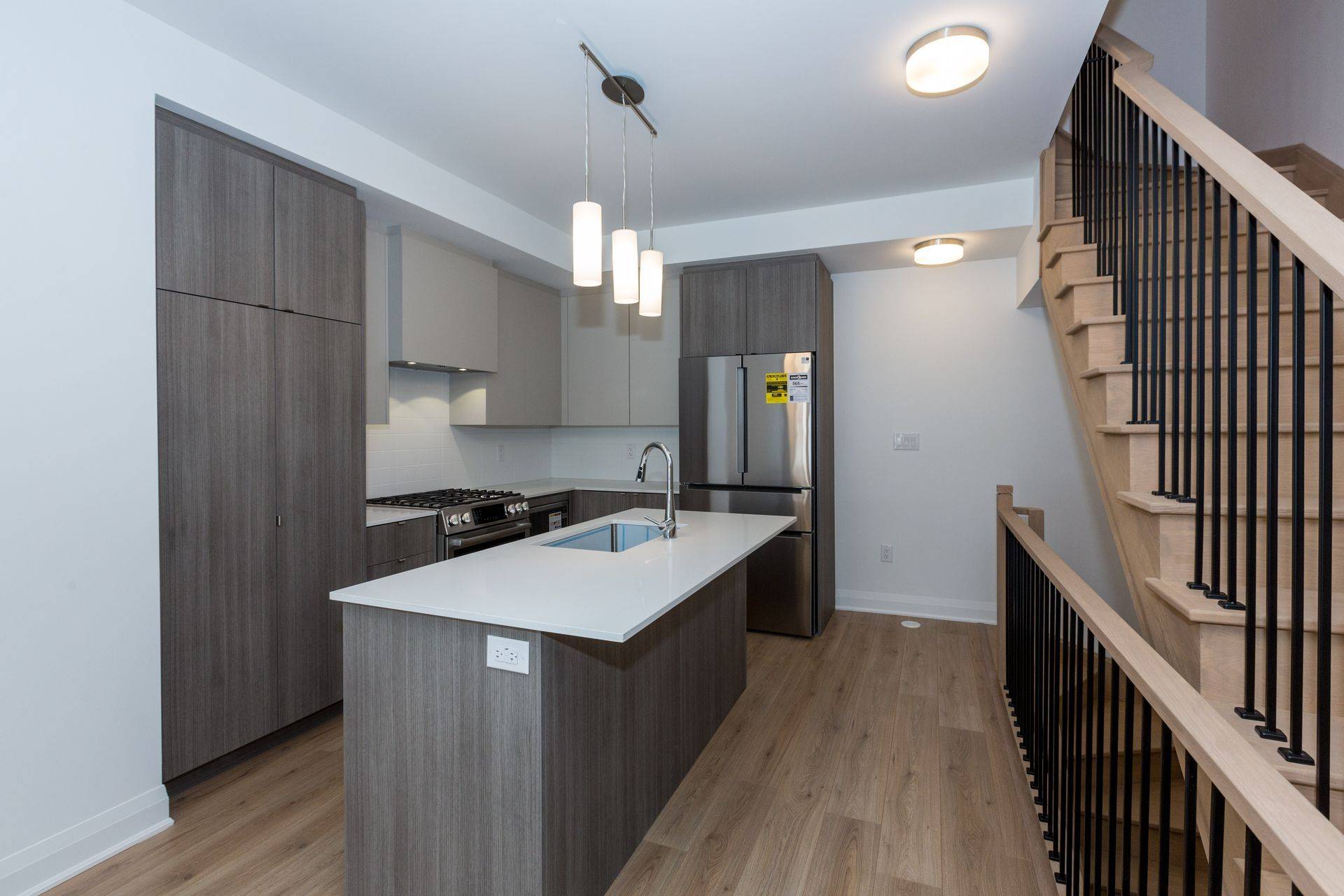 Vaughan, ON L4J 0M1,138 Alton CRES #POTL 55