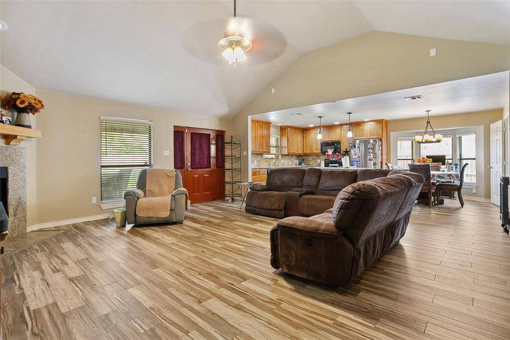Grand Prairie, TX 75052,2718 Typhon Drive