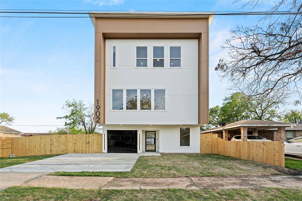 Dallas, TX 75212,1902 Homeland Street