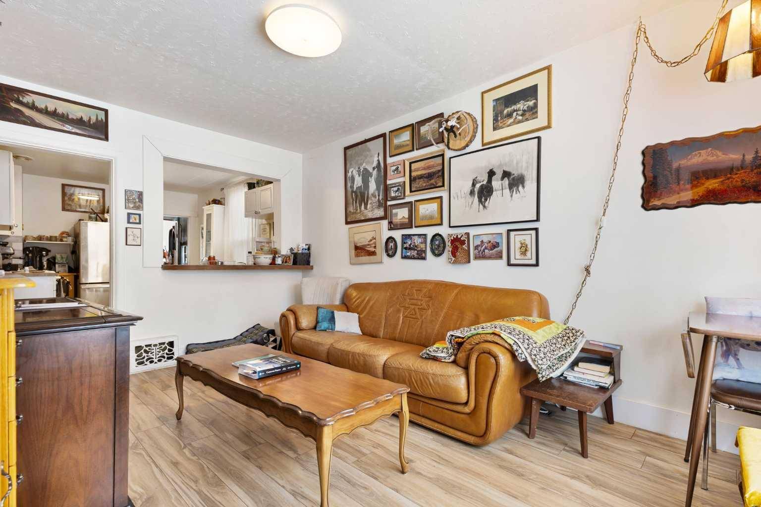 Calgary, AB T2N0X3,2311 6 AVE NW