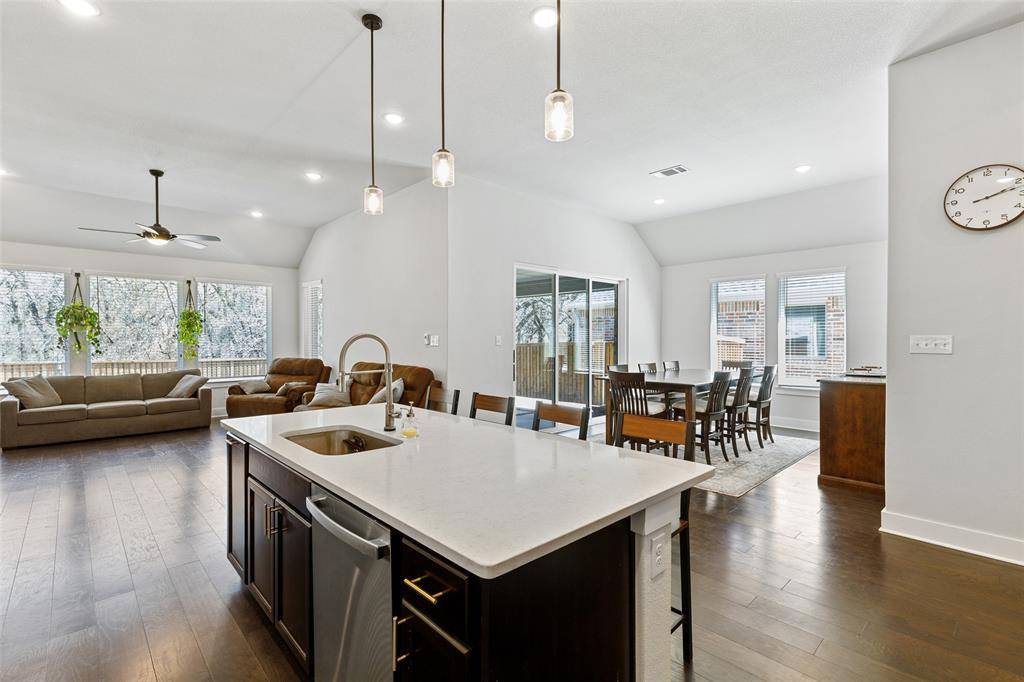 Hickory Creek, TX 75065,322 Glen Lane