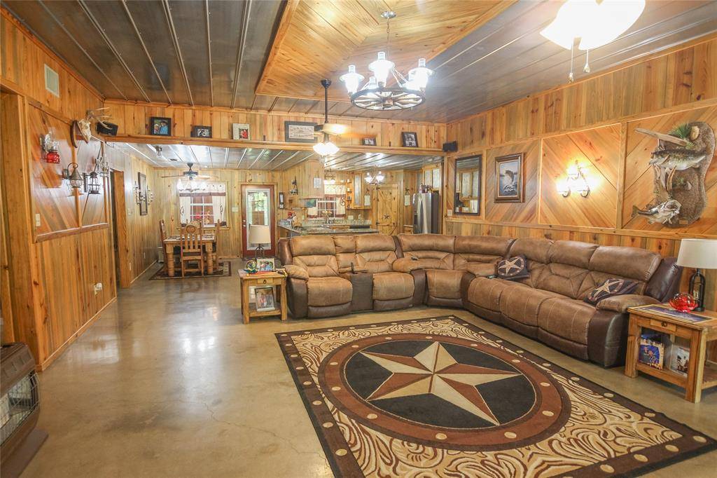 Tyler, TX 75707,14615 County Road 2337