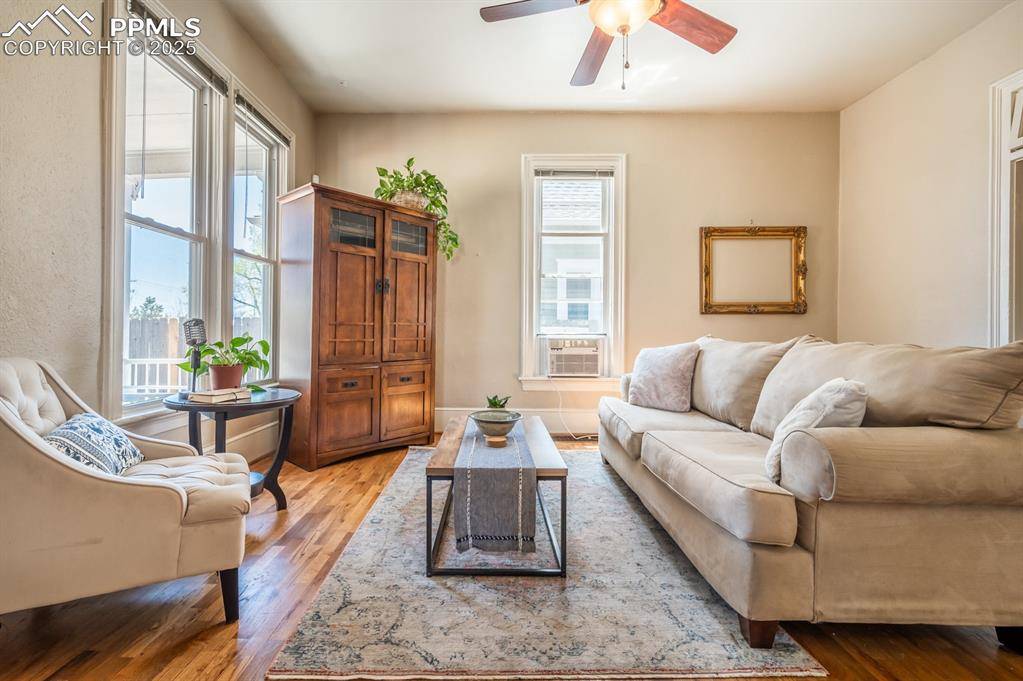 Colorado Springs, CO 80907,2432 N Weber ST