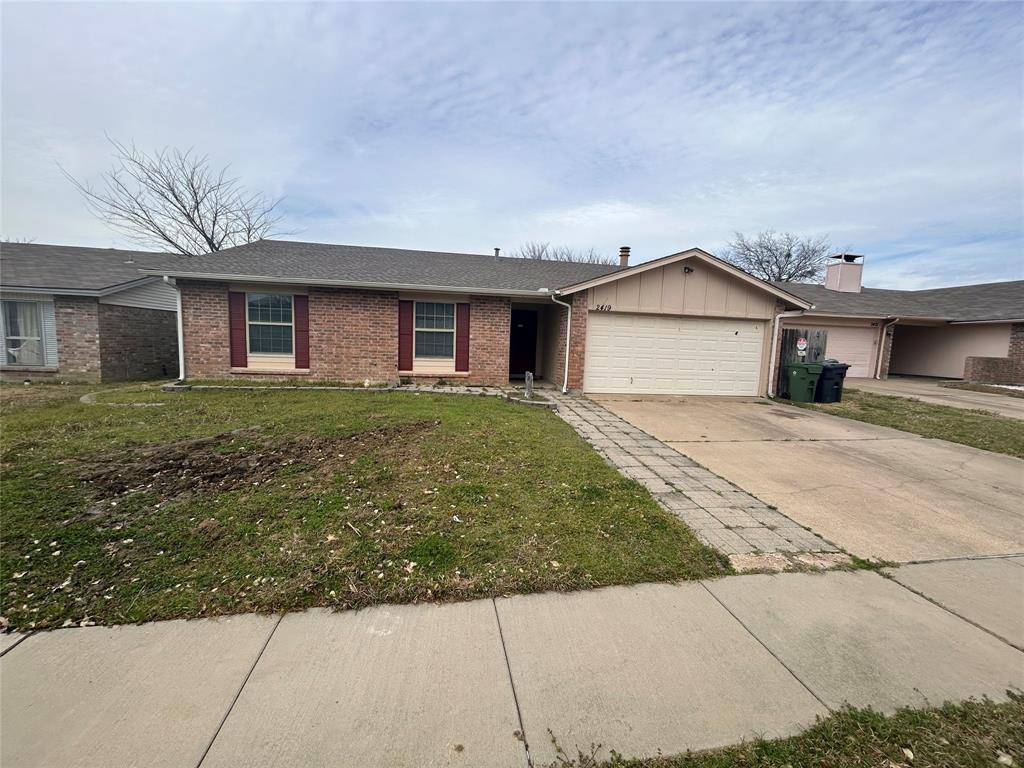 Arlington, TX 76018,2419 Heathercrest Drive