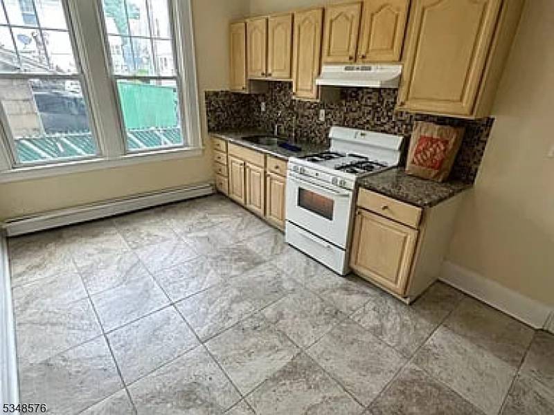 Irvington Twp., NJ 07111,111 Cleremont Ave