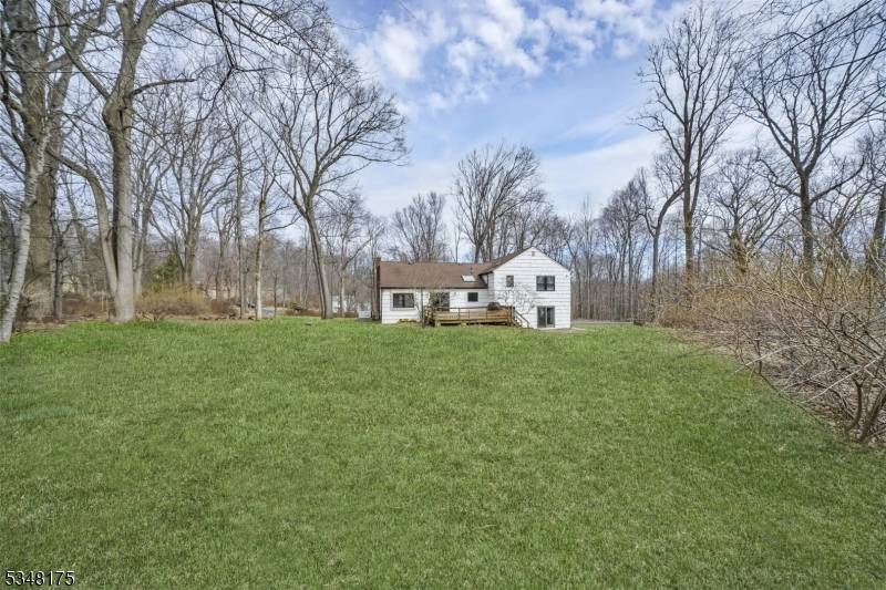 Washington Twp., NJ 07853,43 Long Hill Rd