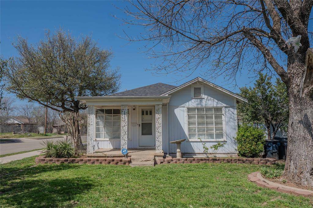 Fort Worth, TX 76107,5840 Goodman Avenue