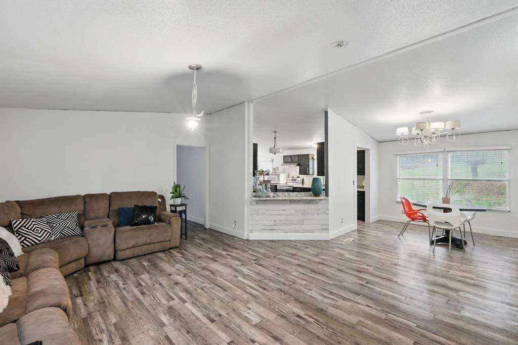 Springtown, TX 76082,217 Country Side Court