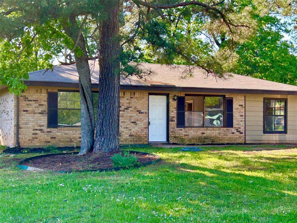 Shreveport, LA 71107,1202 Pin Oak Place