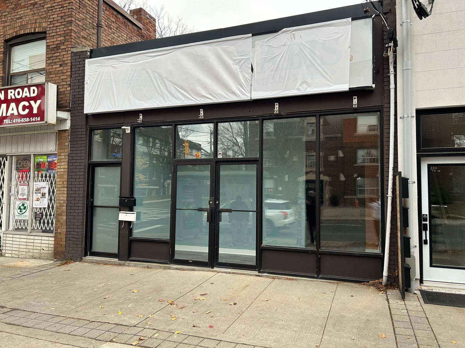 Toronto C03, ON M6C 2M6,218 Vaughan RD