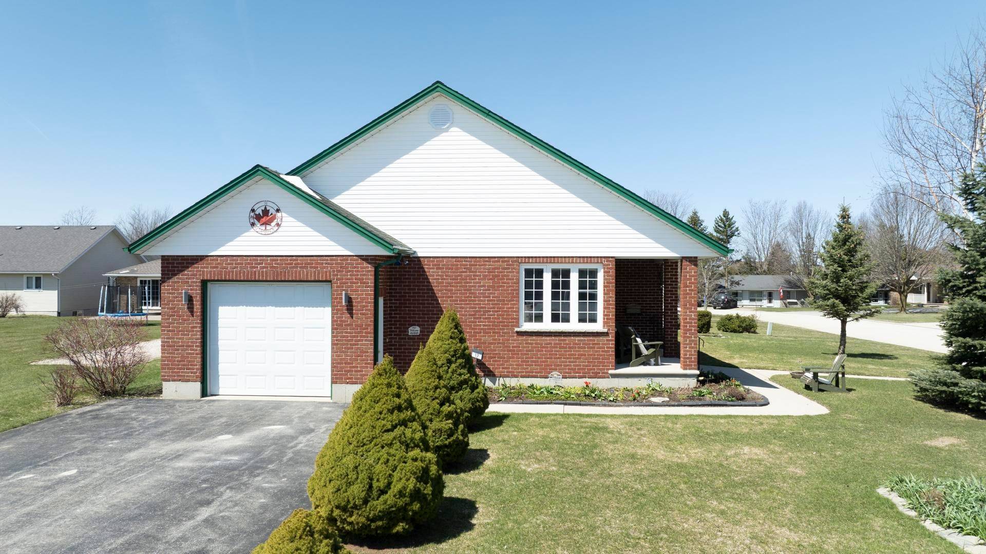 South Bruce, ON N0G 2J0,12 Jonathan CRES