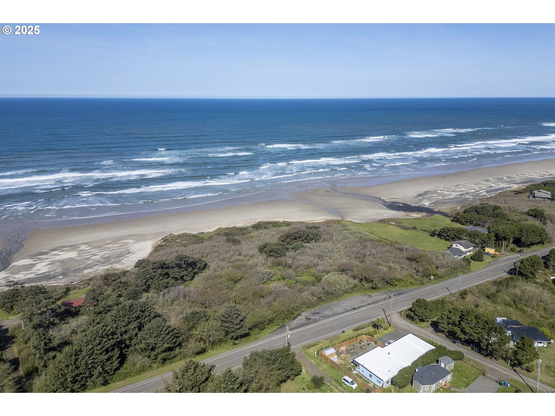 Yachats, OR 97498,4059 N HIGHWAY 101