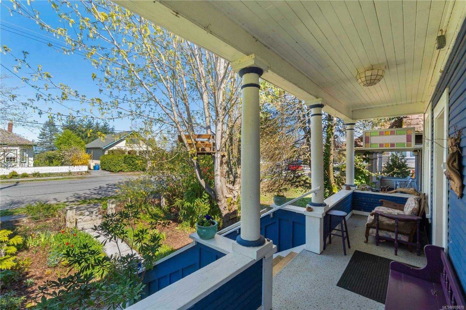 Nanaimo, BC V9R 2J6,523 Kennedy St