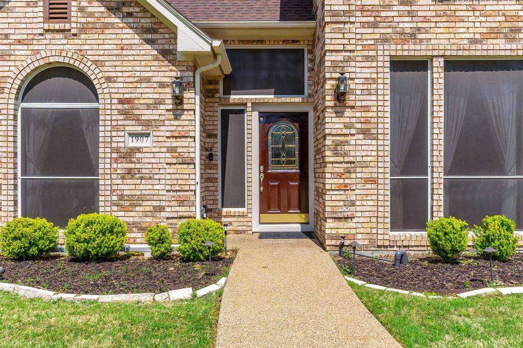 Carrollton, TX 75010,1907 Arbor Creek Drive