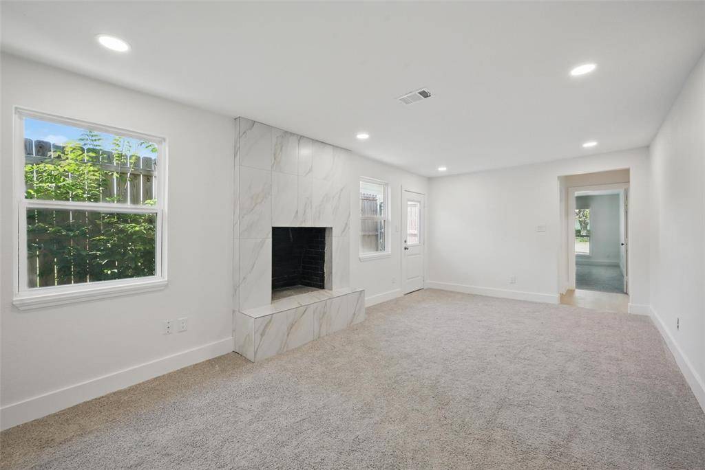 Dallas, TX 75243,8310 Glen Regal Drive