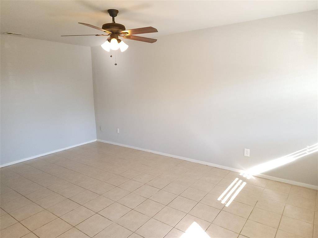 Cedar Hill, TX 75104,1104 Suburban Street