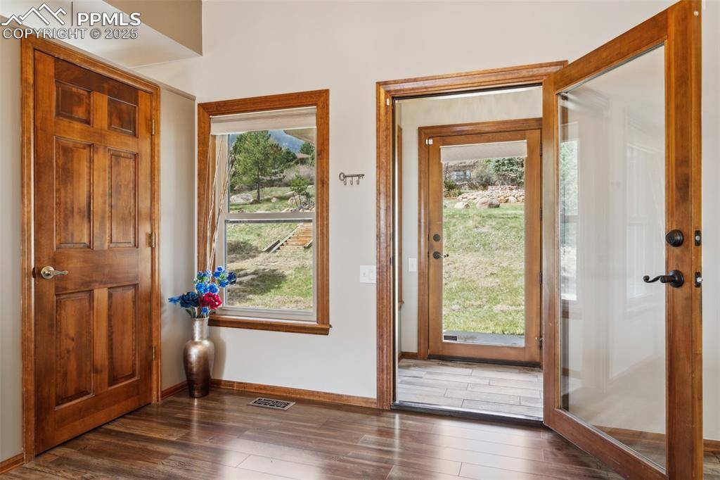 Colorado Springs, CO 80906,3950 Regency DR