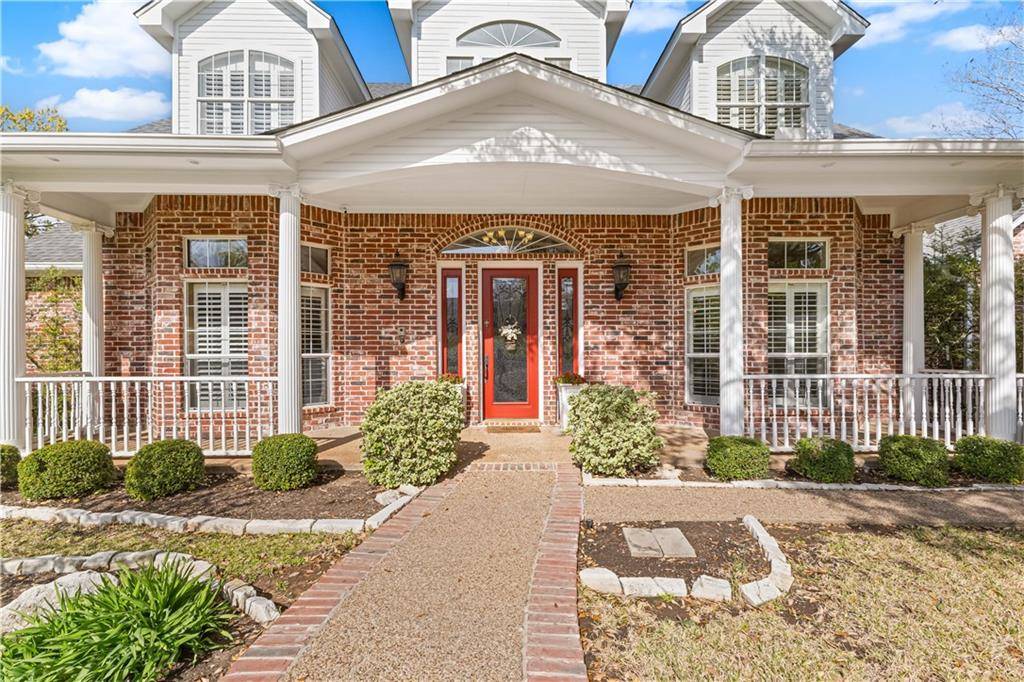 Woodway, TX 76712,801 Forest Oaks Circle