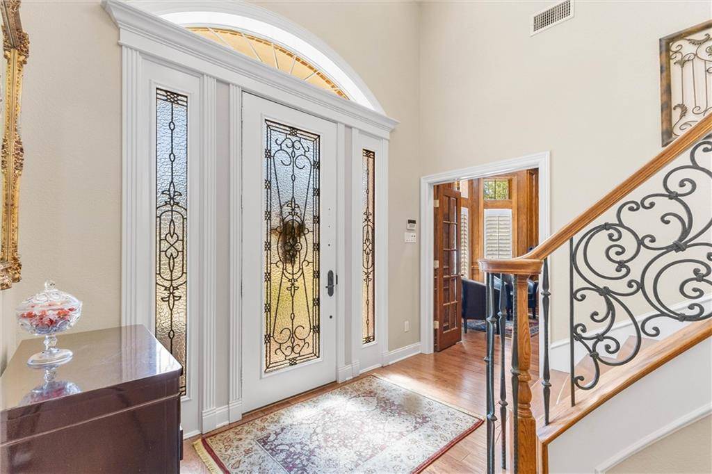 Woodway, TX 76712,801 Forest Oaks Circle