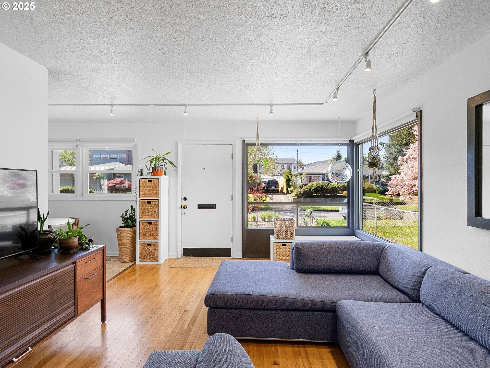 Portland, OR 97203,7609 N LEONARD ST