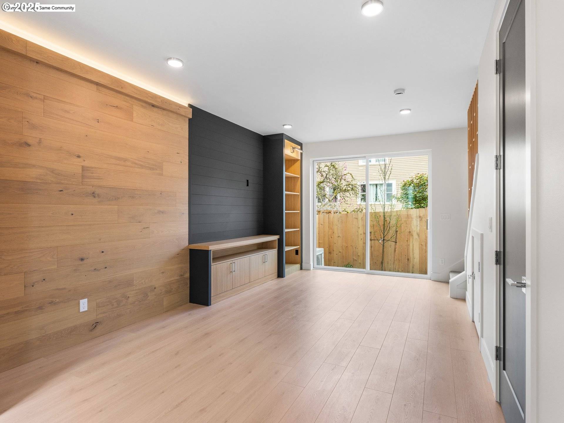 Portland, OR 97202,5179 SE 28th AVE #6