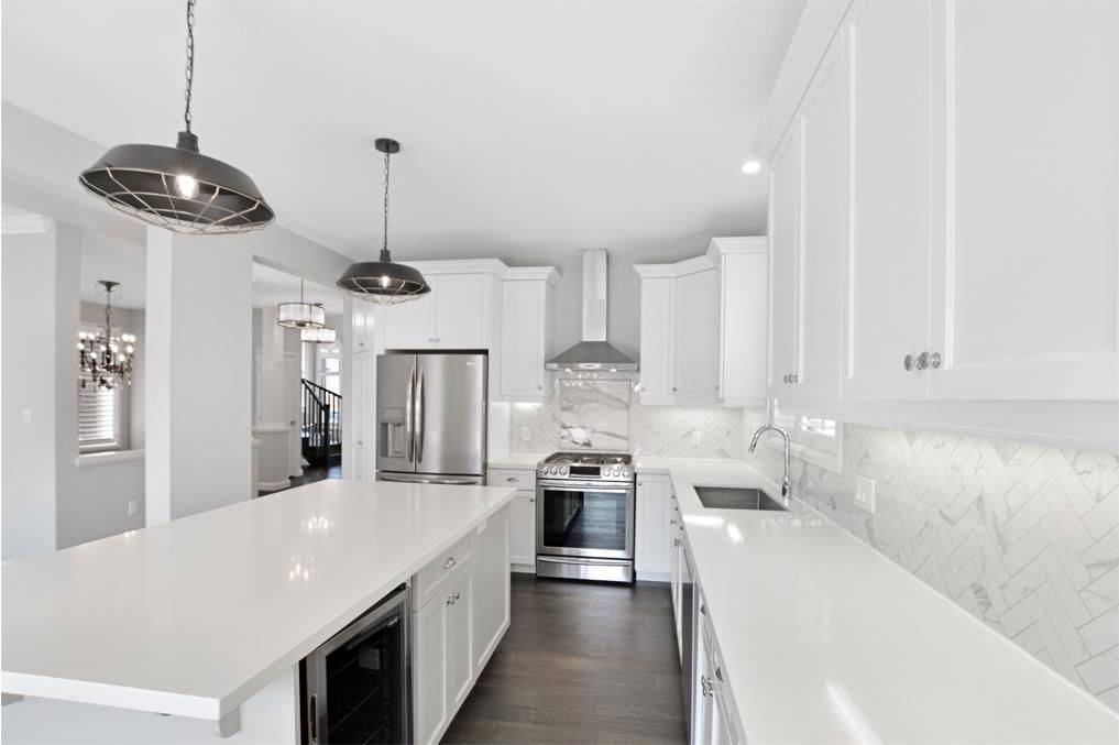 Hamilton, ON L9K 0H7,18 Dougherty CT
