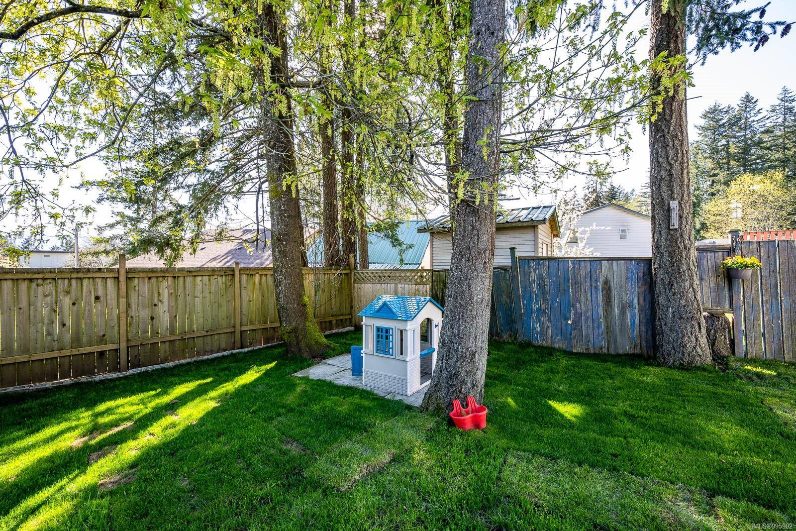 Courtenay, BC V9M 8A5,280 Nim Nim Pl #B