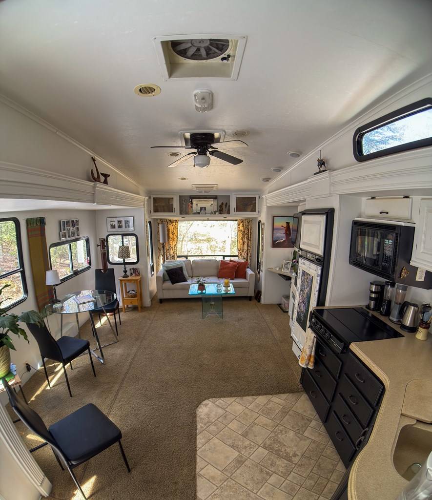 Hiawassee, GA 30546,1326 Ruby Lake Drive