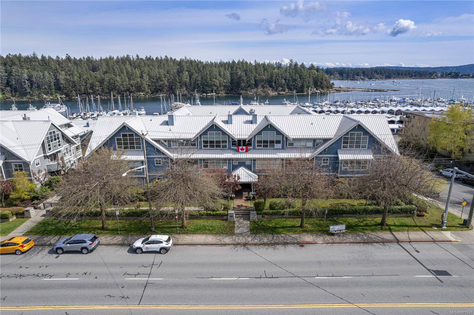 Nanaimo, BC V9S 5T5,500 Stewart Ave #502