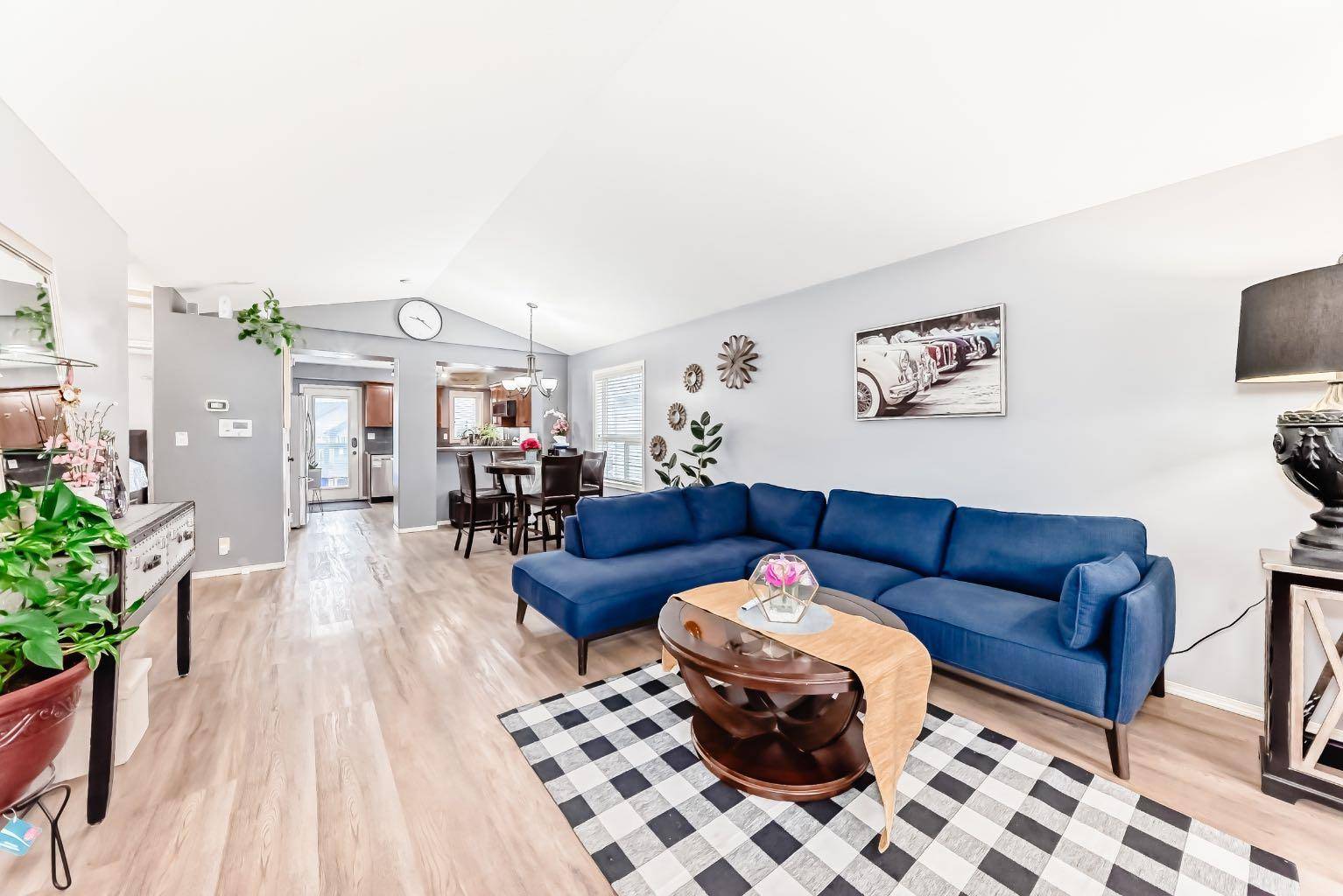 Red Deer, AB T4P 0A7,248 Kingston DR