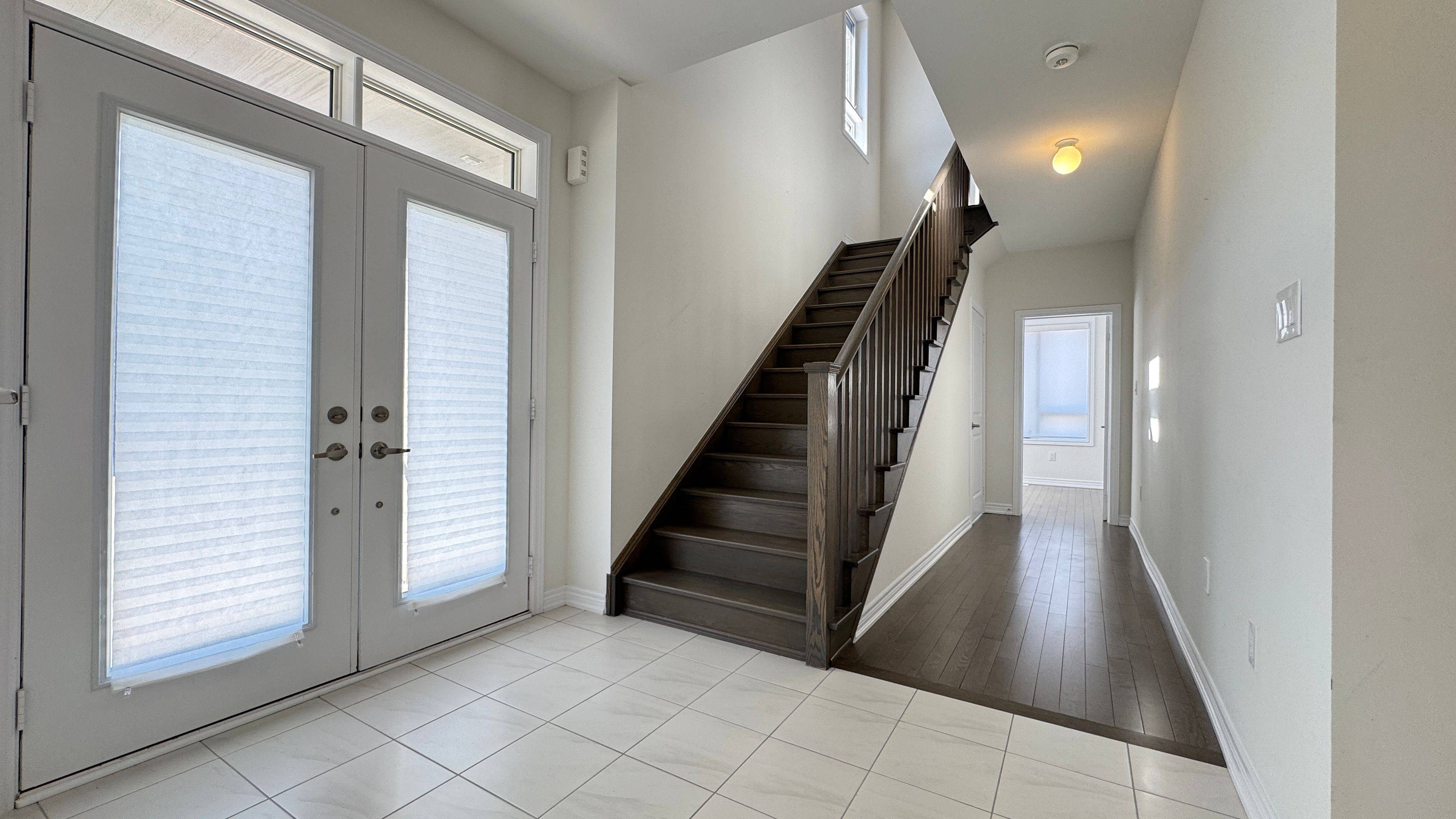 Richmond Hill, ON L4S 1N5,3 Boiton ST