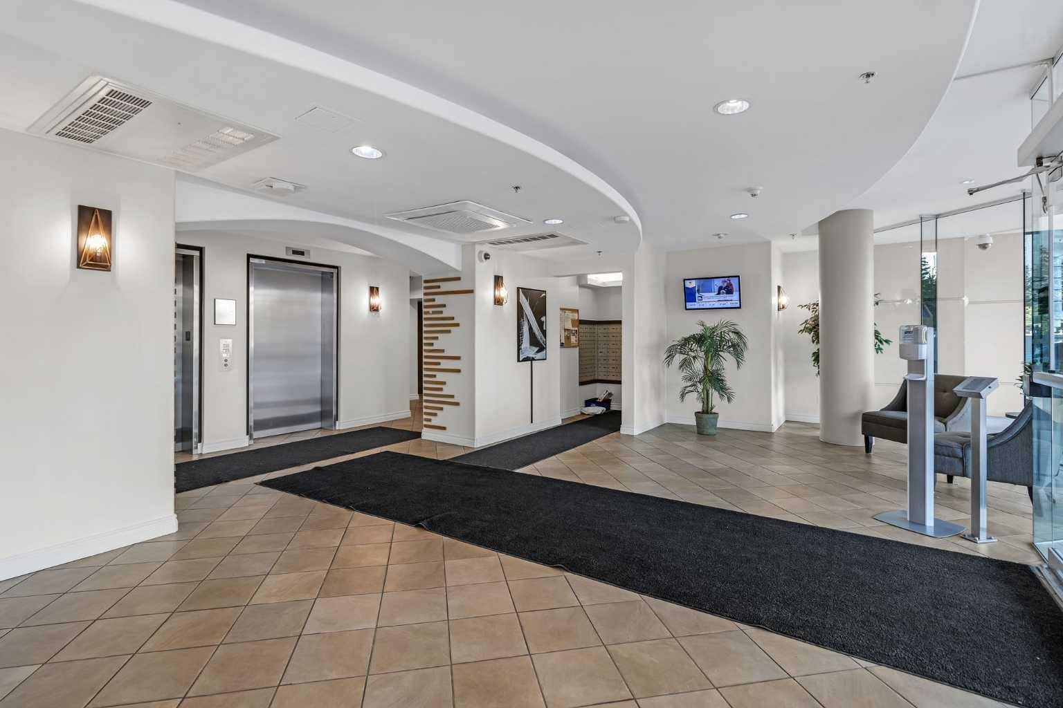 1088 6 AVE SW #701, Calgary, AB T2P 5N3