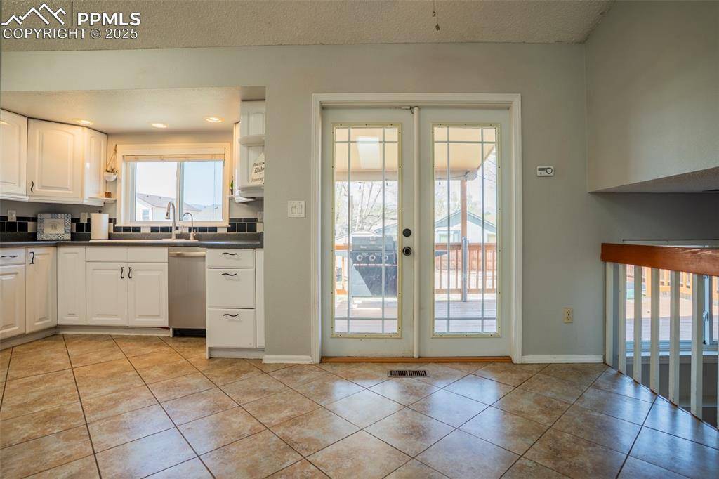 Colorado Springs, CO 80911,270 Wallace ST