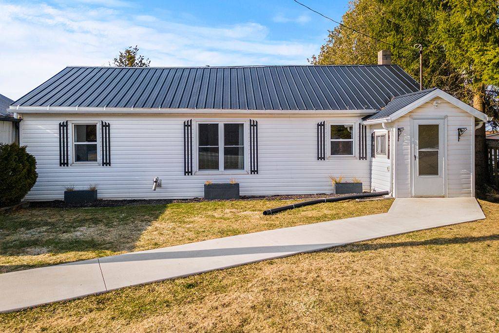 Grey Highlands, ON N0C 1E0,326129 3rd Concession RD