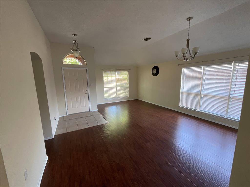Mesquite, TX 75181,939 Clear Creek Drive