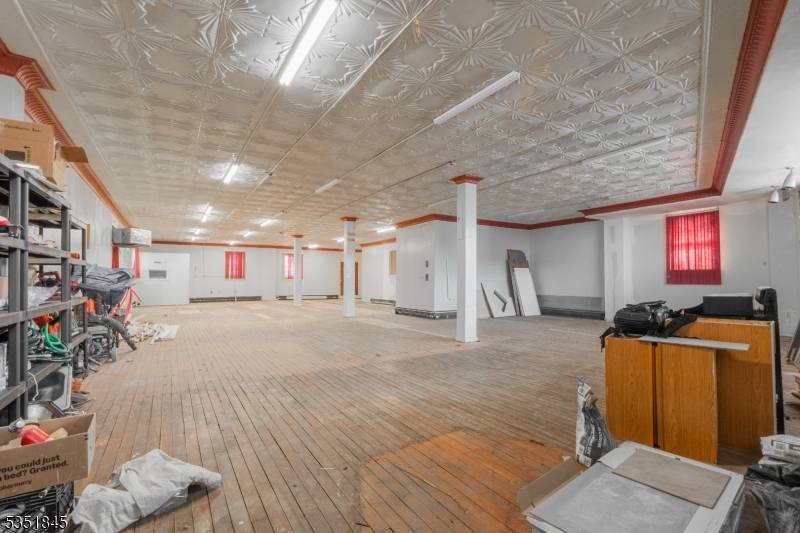 Newark City, NJ 07106,928 18Th Ave