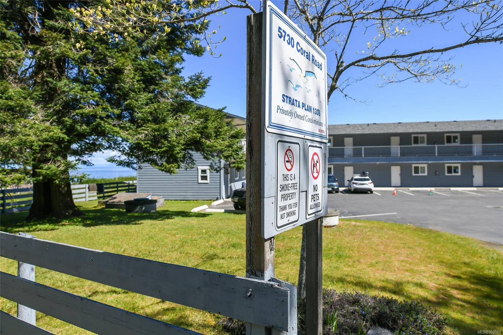 Courtenay, BC V9J 1W9,5730 Coral Rd #3